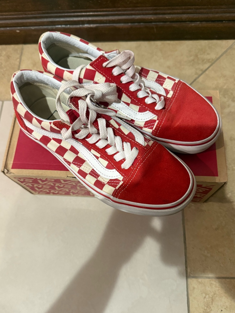Old Skool Vans- Checkered (red)